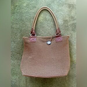 THE SAK **PERFECT SUMMER TOTE**